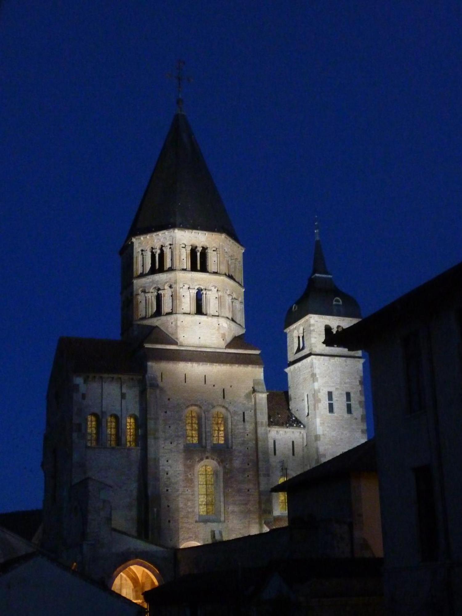Hotel De Bourgogne Cluny Exterior photo